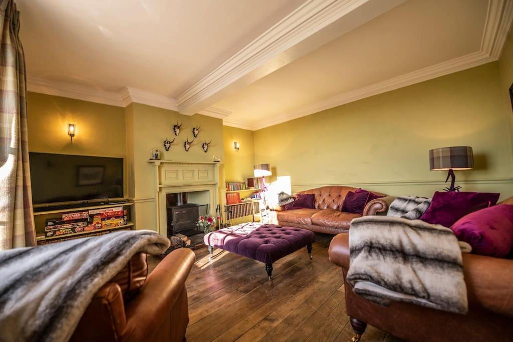 Georgian Country House -Panoramic Views -Sleeps 12 Рітін Екстер'єр фото